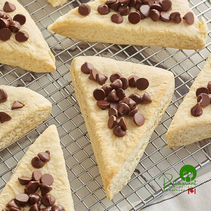 Guittard 4M Semi-Sweet Chocolate Chips 41% Cocoa, 25 lb Bag