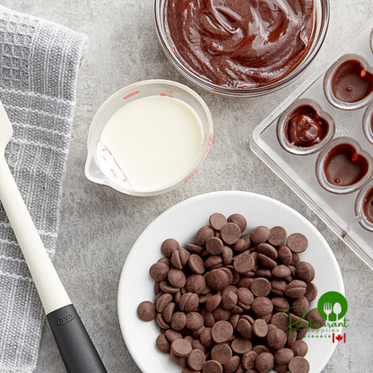 Callebaut 70/30 Dark Couverture Chocolate Callets™ – 22 lb, 2/Case