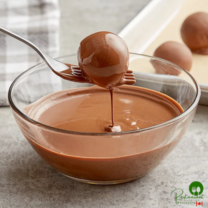 Callebaut N823 Milk Chocolate Callets™ for Fountains 5.5 lb. - 8/Case