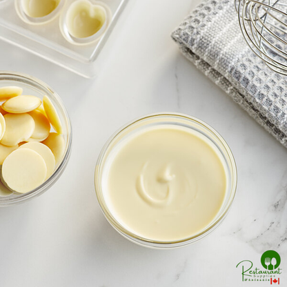 Republica del Cacao Ecuador 31% White Chocolate Couverture 5.5 lb. - 4/Case