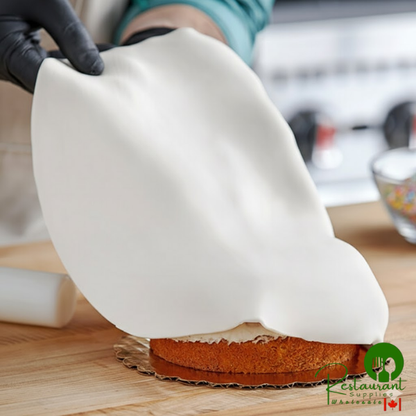 Satin Ice 20 lb. White Vanilla Rolled Fondant Icing - 2/Case