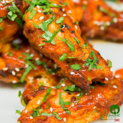 Huy Fong 28 oz. Sriracha Hot Chili Sauce - 12/Case